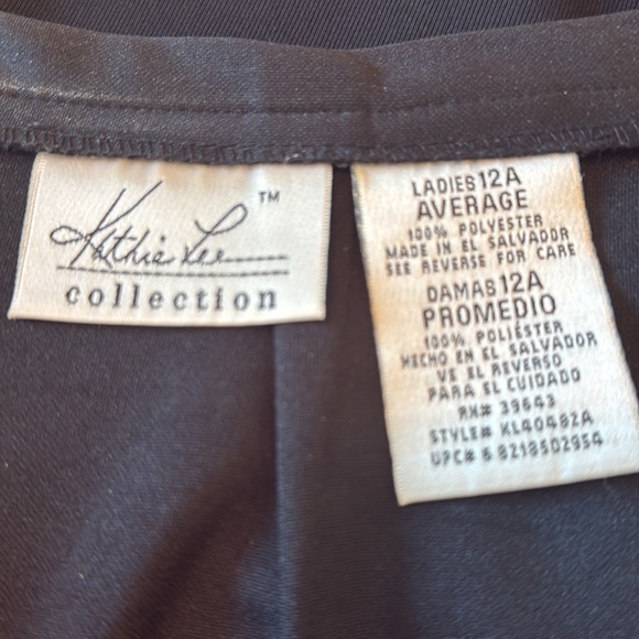 Long black skirt - Picture 3 of 3